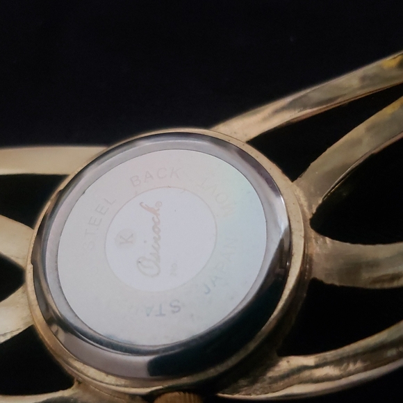 *Osirock Gold Tone Quartz  Rhinestone Watch with Cuff - Picture 2 of 8